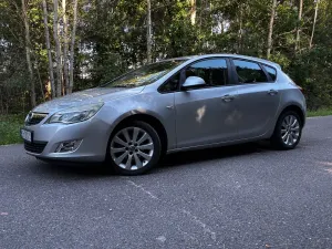 Opel Astra J (2009-2019) 2010
