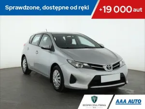 Toyota Auris II (2012-) 2013