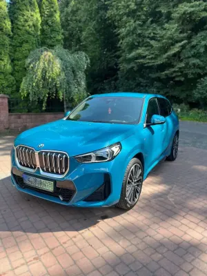 BMW iX1 xDrive30 M Sportpaket 2023