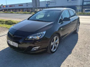 Opel Astra J (2009-2019) 1.4 Turbo Cosmo 2011