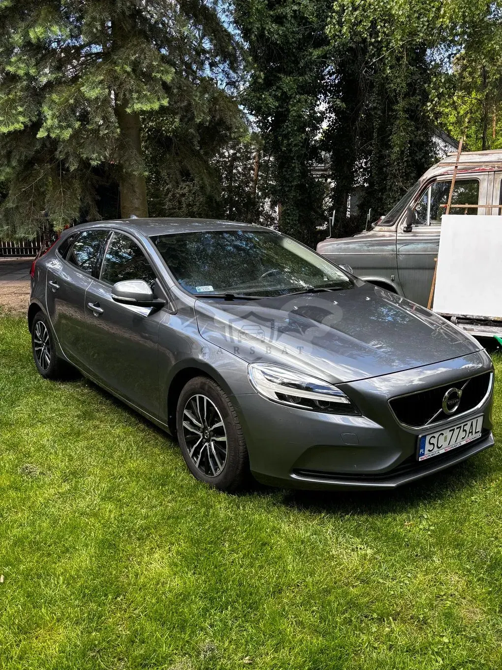 Volvo V40 II (2012-) D2 Momentum 2018