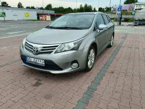 Toyota Avensis III (2009-) 2.0 D-4D 2014