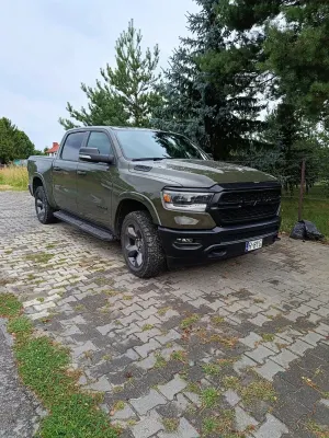 Dodge RAM 5.7 4x4 2021