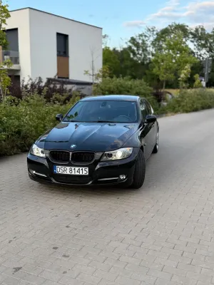 BMW 3 Series E90/E91/E92/E93 (2005-2012) 2011