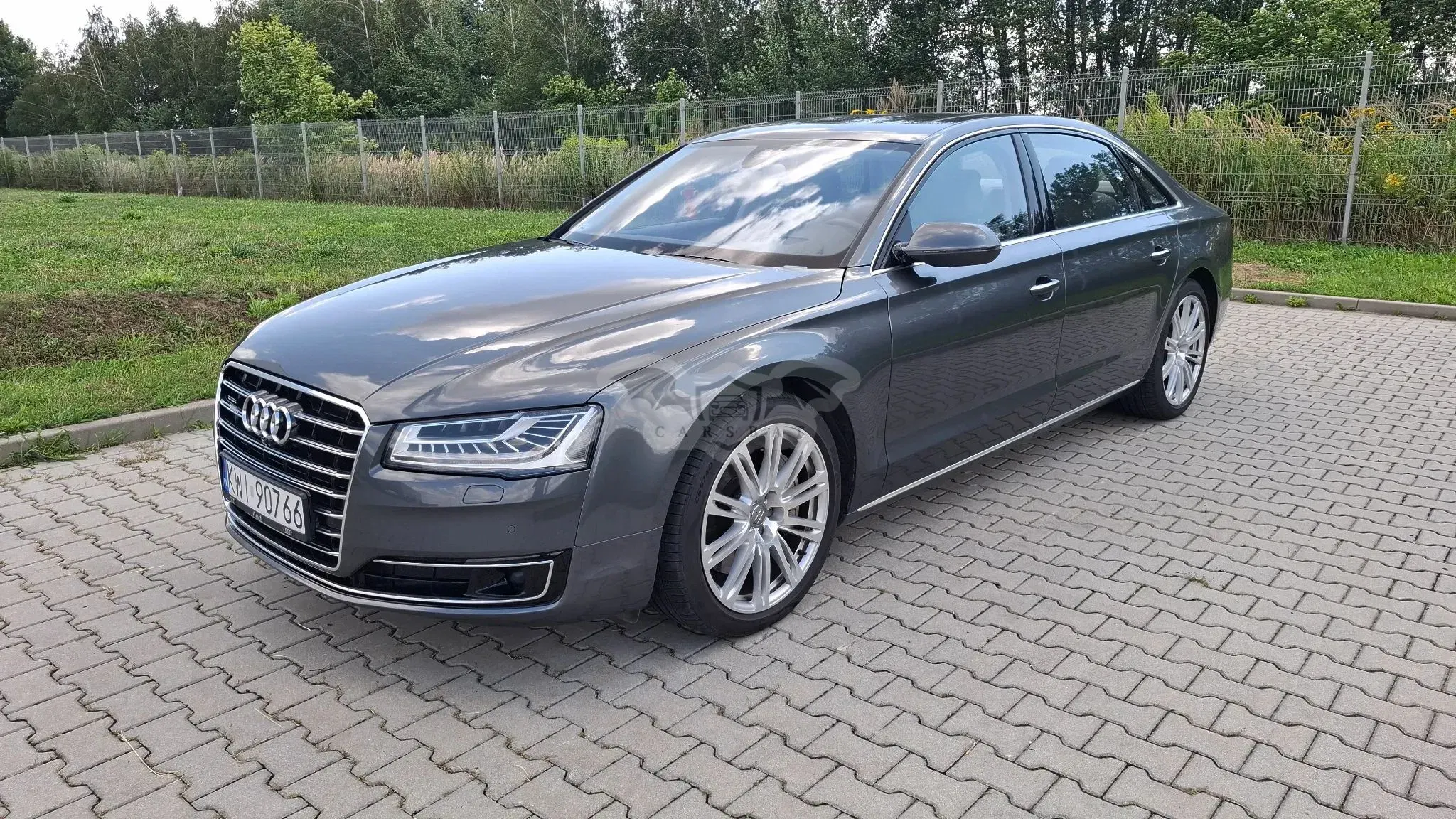 Audi A8 D4 (2010-) 4.0 TFSI cylinder on demand quattro tiptronic Lang 2014