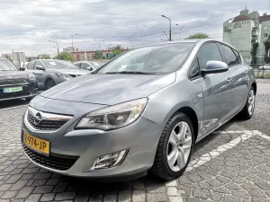 Opel Astra J (2009-2019) 1.4 T Enjoy 2011
