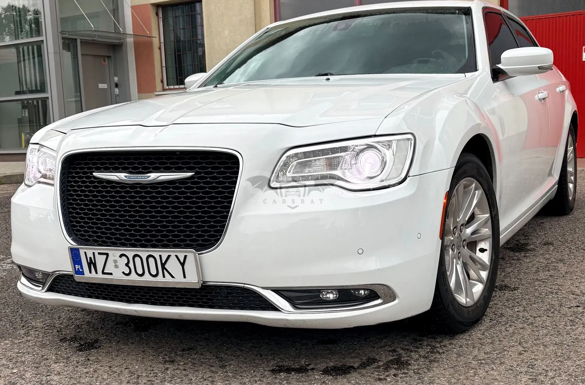 Chrysler 300 2021
