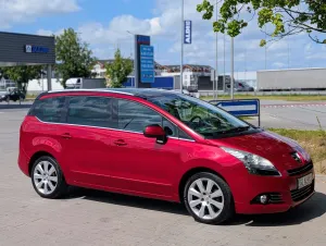 Peugeot 5008 I (2009-2017) 1.6 THP Premium 2010