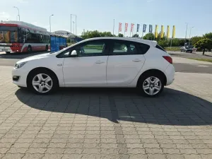 Opel Astra J (2009-2019) 1.4 Enjoy 2013