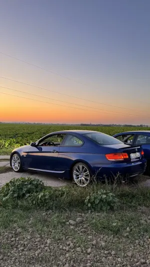 BMW 3 Series E90/E91/E92/E93 (2005-2012) 320d 2009