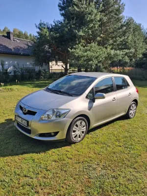 Toyota Auris I (2006-2012) 1.4 VVT-i Sol 2009