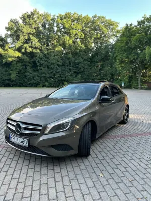Mercedes-Benz A W176 (2012-) 200 CDI 7G-DCT AMG Line 2013