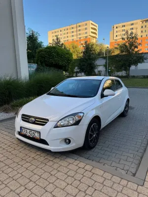 Kia Ceed I (2006-2012) 1.6 Optimum 2009