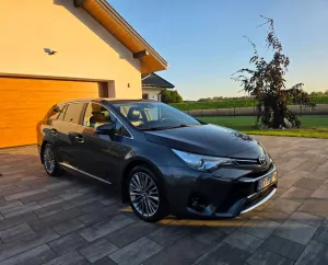 Toyota Avensis III (2009-) 2016