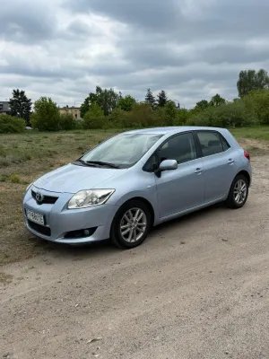 Toyota Auris I (2006-2012) 1.4 D-4D Luna 2009