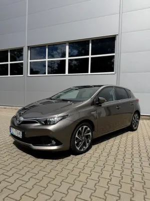 Toyota Auris II (2012-) 1.8 HSD Sol 2016