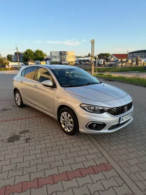 Fiat Tipo II (2016-) 1.4 T-Jet 16v Lounge EU6d 2016