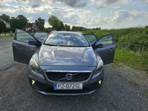 Volvo V40 II (2012-) D2 2015