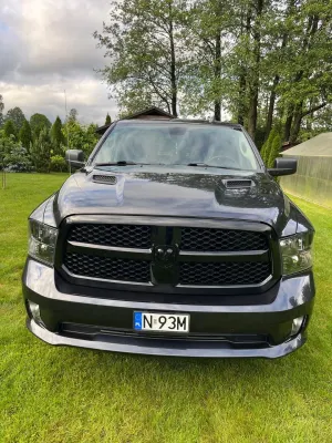 Dodge RAM 5.7 4x4 2021