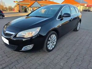 Opel Astra J (2009-2019) 1.4 Turbo 2011