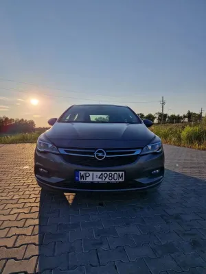 Opel Astra K (2015-2021) 1.4 T Enjoy 2017
