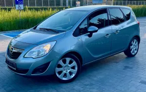 Opel Meriva II (2010-) 1.4 Design Edition 2011