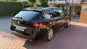 Renault Laguna III (2007-) 2009