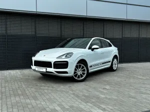 Porsche Cayenne 2022
