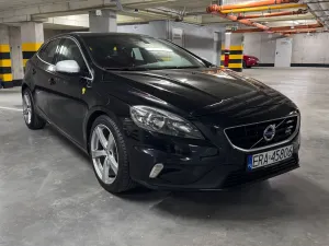 Volvo V40 II (2012-) D4 Drive-E R-Design Momentum 2014