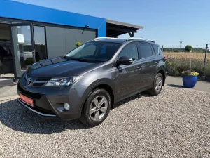 Toyota Rav4 IV (2012-2018) 2.0 D-4D 4x2 Start-Stop Comfort 2015
