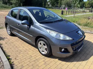 Peugeot 207 1.4 HDi Access 2011