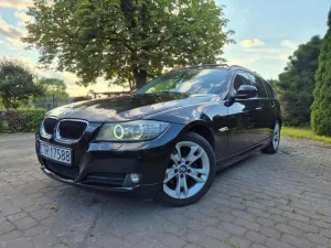 BMW 3 Series E90/E91/E92/E93 (2005-2012) 318d DPF Edition Lifestyle 2012