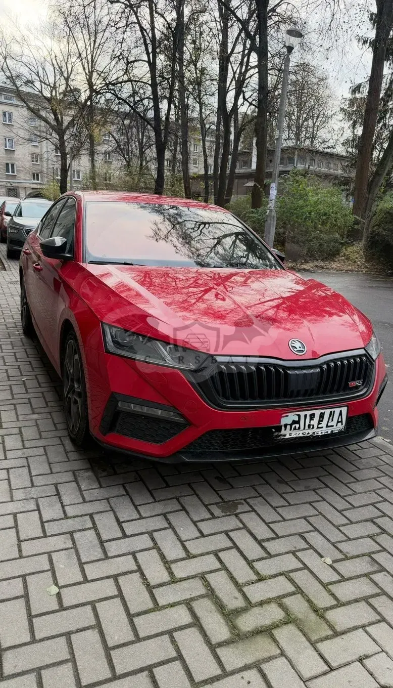 Skoda Octavia IV (2020-) 2.0 TSI RS 245 DSG 2020