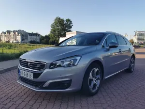 Peugeot 508 I (2010-2018) BlueHDi 180 EAT6 Stop&Start Allure 2015