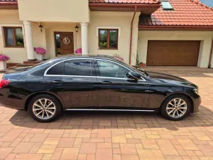 Mercedes-Benz E W213 (2016-2023) 220 d 4-Matic 9G-TRONIC 2017