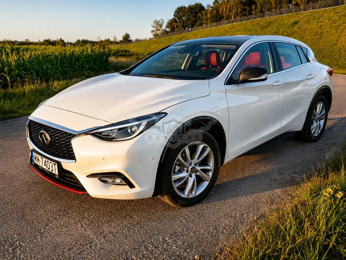 Infiniti Q30 1.6t Pure 2018