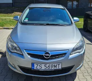 Opel Astra J (2009-2019) 1.4 T Edition 150 2012