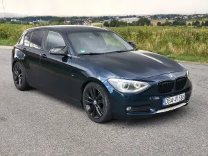 BMW 1 Series F20/F21 (2011-2019) 118d Urban Line 2011
