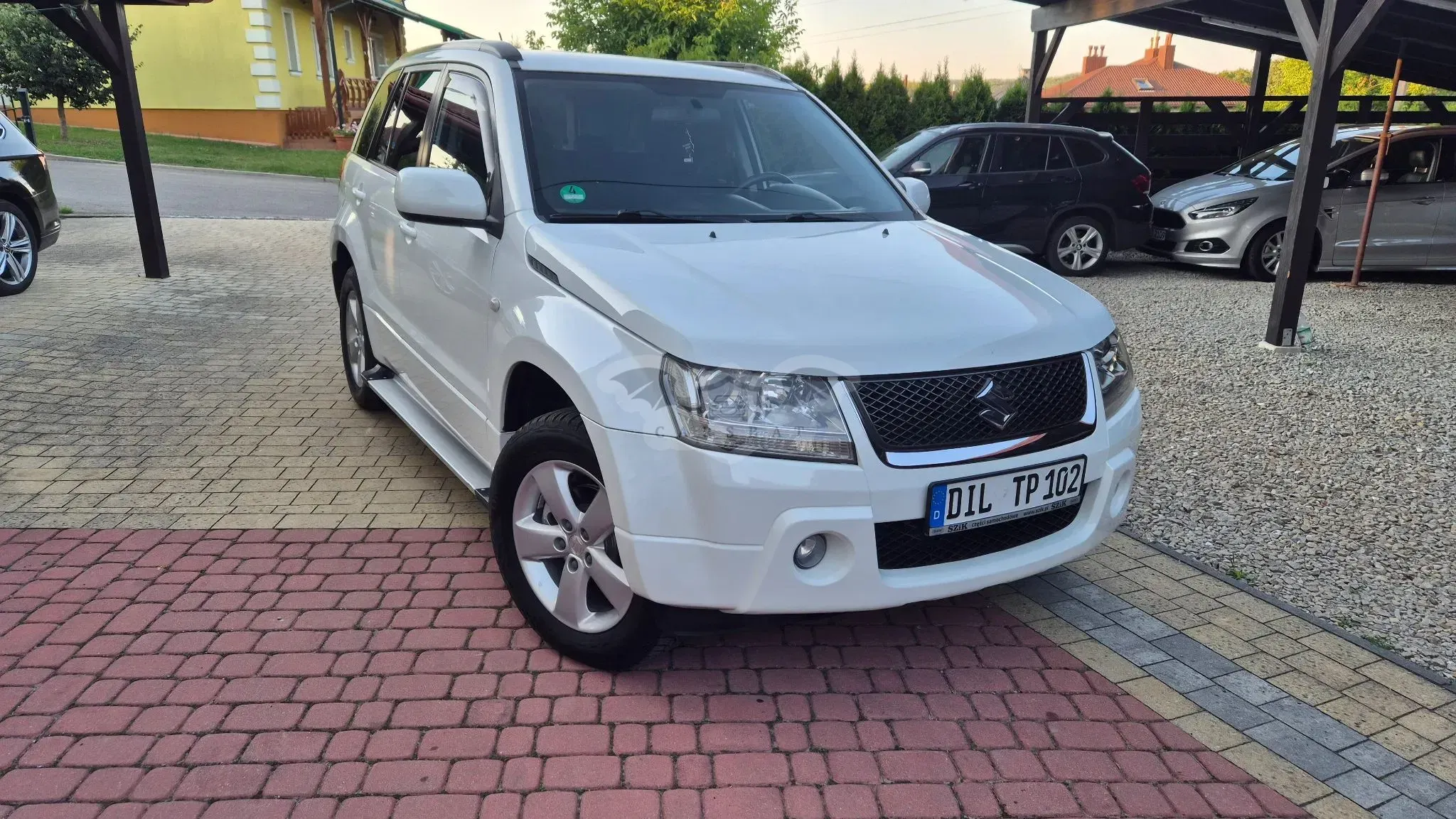 Suzuki Grand Vitara II (2005-2015) 2.0 Comfort + Family 2008