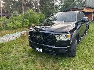 Dodge RAM 5.7 4x4 2023