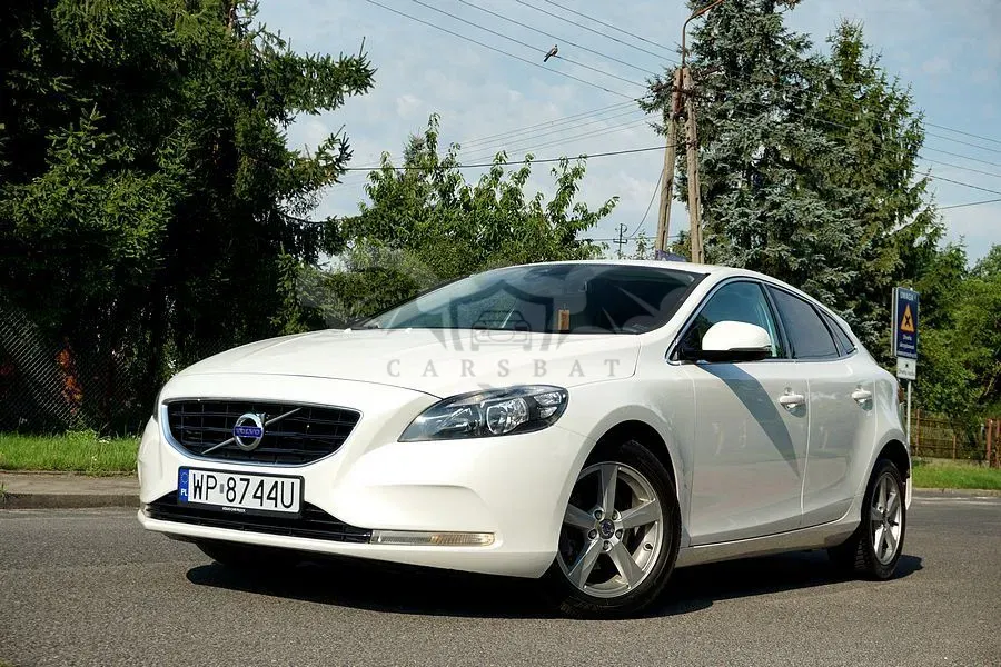 Volvo V40 II (2012-) D2 Summum 2014