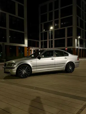 BMW 3 Series E46 (1998-2007) 320d 2001