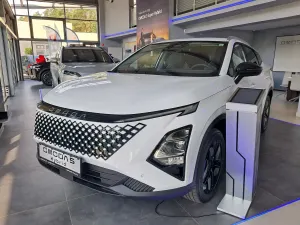 Omoda 5 1.5 T-GDI Hybrid Premium DHT 2026