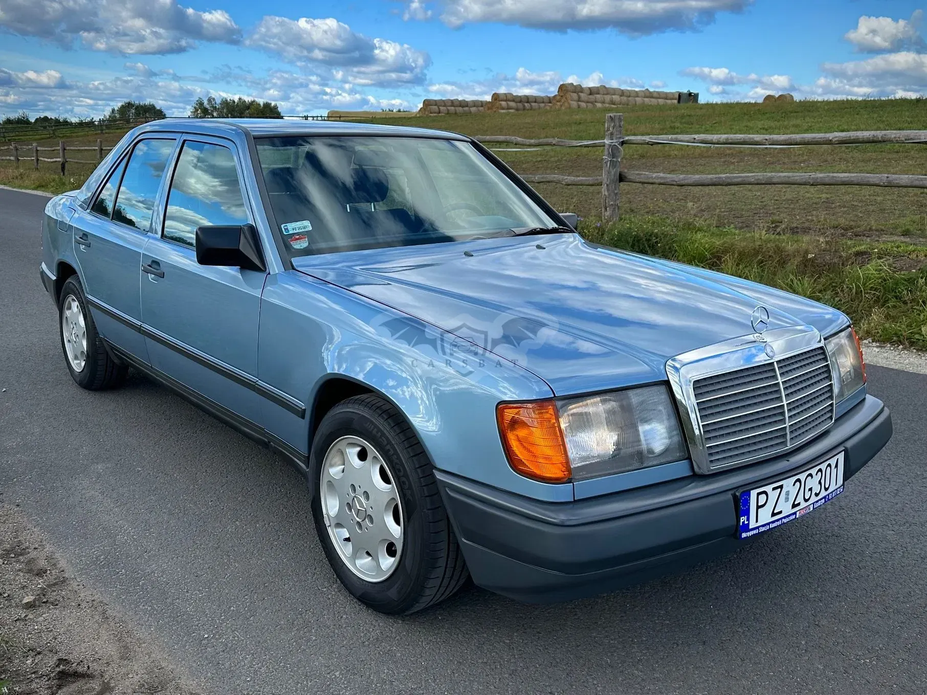 Mercedes-Benz E 1989