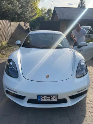 Porsche Cayman 2018