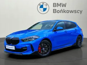 BMW 1 Series F40 (2019-) 118i Sport Line 2022
