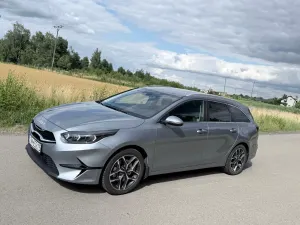 Kia Ceed III (2018-) 1.5 T-GDI Tribute DCT 2025
