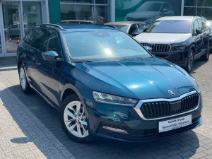 Skoda Octavia IV (2020-) 1.5 TSI e-Tec Ambition DSG 2023