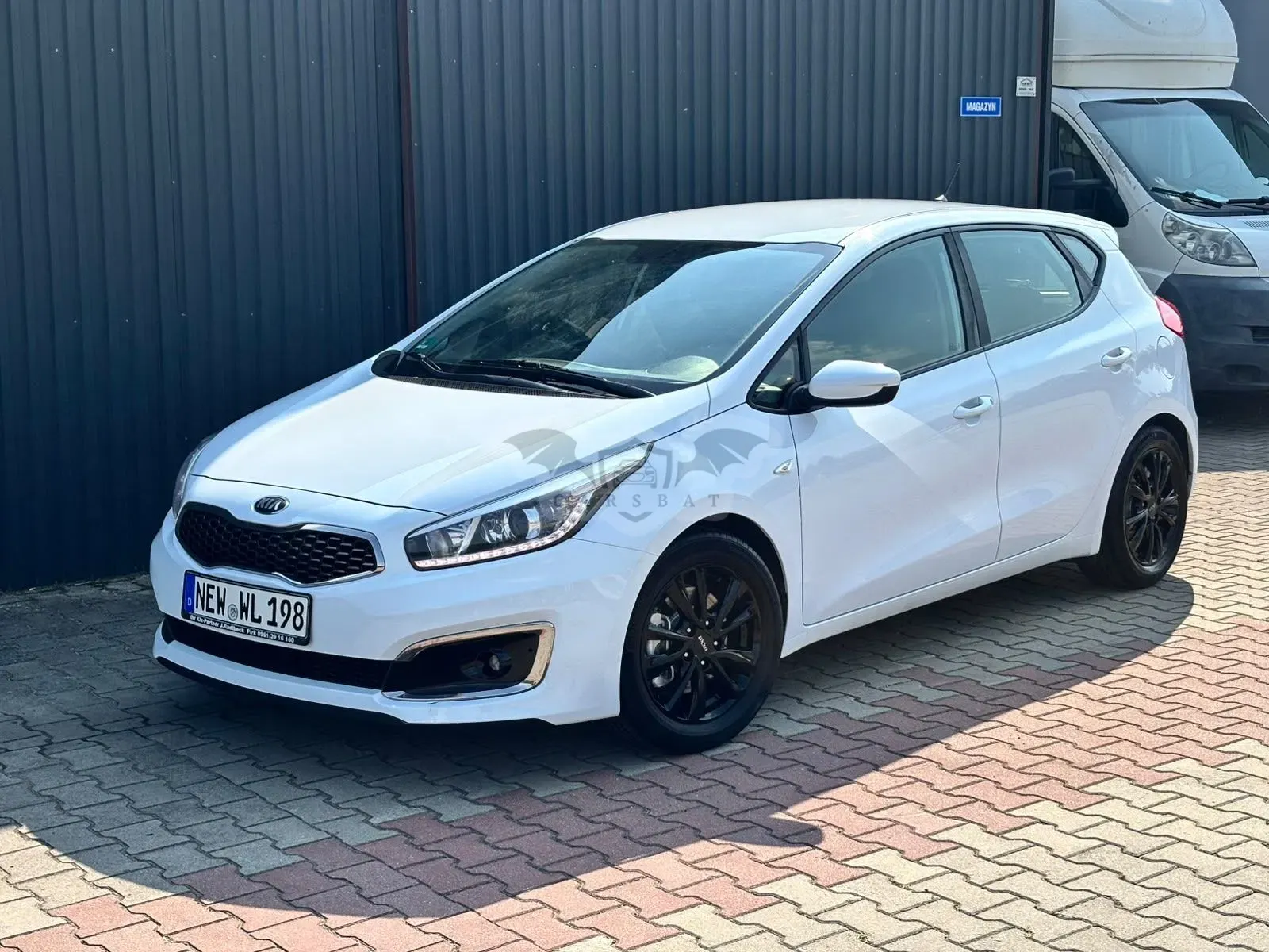 Kia Ceed II (2012-) 1.4 CVVT ISG Dream Team Edition 2017