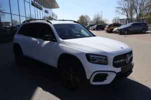 Mercedes-Benz GLB 2025